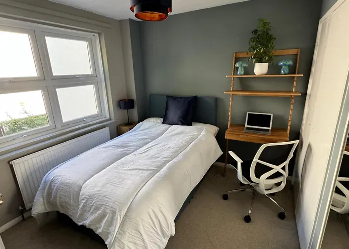 Lovely House In Clifton * Bristol